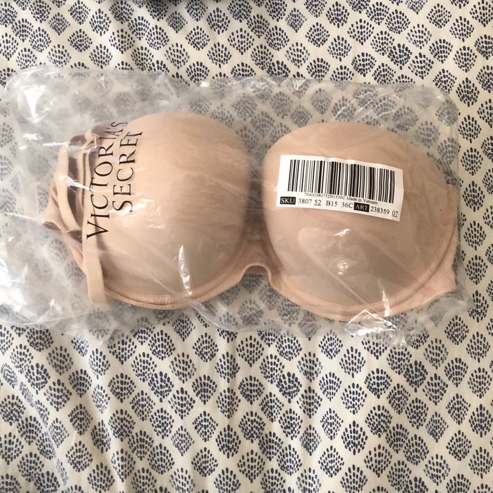 NWT! Victoria’s Secret multi way bra